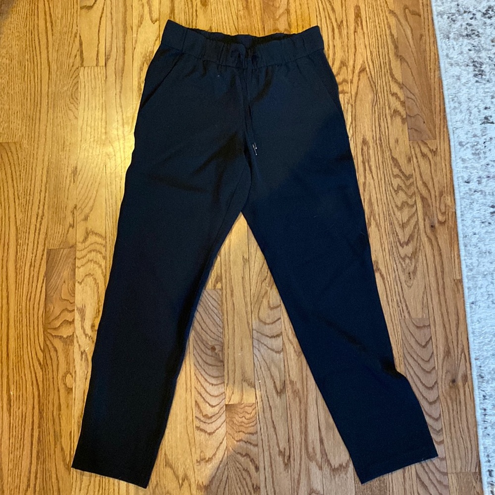 Lululemon track pants / straight pant jogger